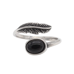 Bague en Acier Inoxydable Vintage Forme de Plume pour Hommes Retro Strass Noir Incrusté Style Ethnique Bohème