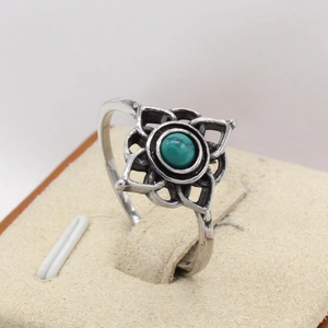 Bague vintage en acier inoxydable avec motif lotus et pierre turquoise centrale