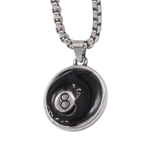 Collier rétro en acier inoxydable avec pendentif billard numéro 8 sur une chaîne maille