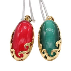 Vintage Titanium Steel Oval Cat Eye Gemstone Pendant Retro Hollow Pattern Electroplated Jewelry Pendant Only Without Chain