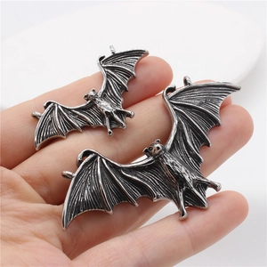 Gothic Retro Bat Wings Pendant Titanium Steel Necklace Individual Punk Pendant Only Without Chain For Halloween Party Jewelry