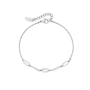 Dettaglio del bracciale box 18KGP con inserti in conchiglia bianca e zirconi cubici
