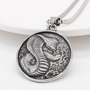 Retro stainless steel cobra snake pendant necklace with antique finish on box chain