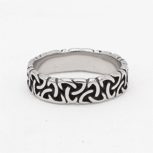 Vintage Celtic Knot titanium steel ring for men with oxidized silver finish detail
