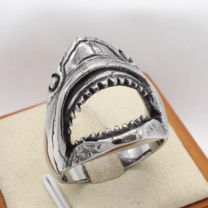 Vintage gothic shark head stainless steel ring with detailed sharp teeth and worn finish