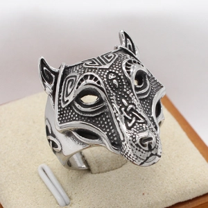 Vintage silver Viking wolf head ring in stainless steel with Celtic knot engravings