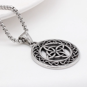 Vintage Viking Celtic knot pendant necklace in silver stainless steel for men with box chain
