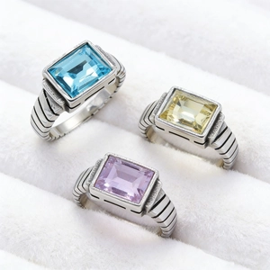 Set de tres anillos vintage para hombre de acero de titanio con piedras preciosas rectangulares