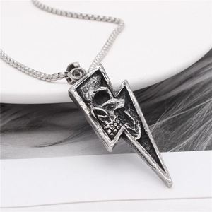 Gothic punk lightning bolt skull pendant necklace in vintage silver steel for men