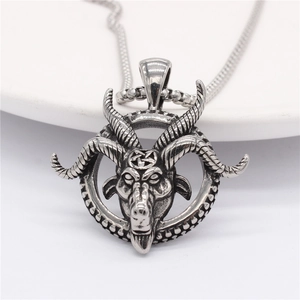Vintage gothic ram head necklace in silver stainless steel with pentagram detail