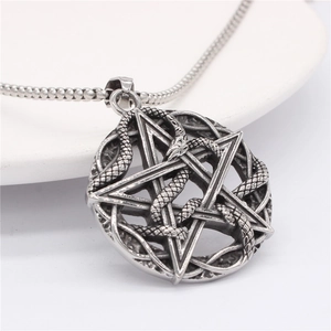 Collier en acier inoxydable rétro avec pendentif cobra et pentagramme et chaîne à billes