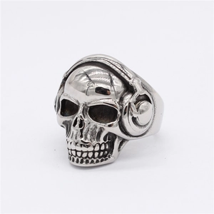 Anello teschio retrò in acciaio inossidabile con cuffie in argento vintage