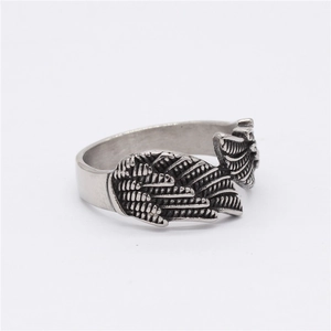 Retro angel wing feather ring in stainless steel with vintage silver finish for men and women