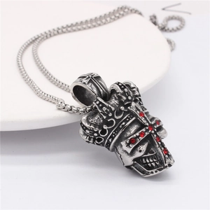 Collier gothique crâne et couronne en argent vintage avec strass rouge et chaîne