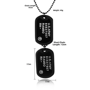 Detailed view of U.S. Army dog tag pendant with dimensions 70cm chain and 40g weight
