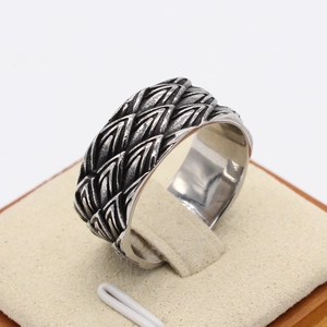 Retro dragon scale stainless steel wide band ring with oxidized silver finish for men