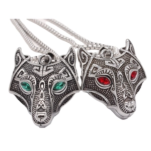 Men's Retro Viking Wolf Head Pendant Necklace Stainless Steel Punk Gothic Jewelry With Red Green Rhinestone Eyes For Men Gift