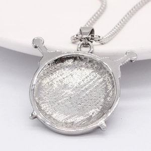 Retro Viking triangle round pendant necklace in silver stainless steel finish