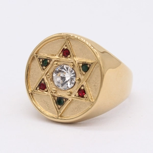 Bague étoile de David dorée avec pierres colorées et zircon central incrusté