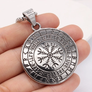 Vintage Wikinger Vegvisir Halskette mit Runenanhänger aus gebürstetem Edelstahl