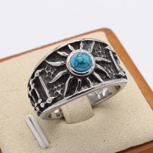 Bague vintage en acier inoxydable pour hommes avec pierre turquoise ronde et motif soleil