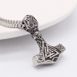 Retro Viking Mjolnir pendant necklace with Valknut engraving in stainless steel