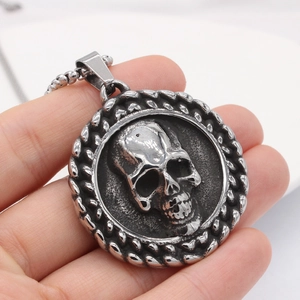 Vintage retro skull round pendant necklace for men in polished silver stainless steel
