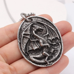 Vintage silver dragon relief oval pendant necklace in gothic stainless steel style