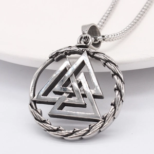 Retro stainless steel Viking Valknut triangle pendant necklace on a silver box chain