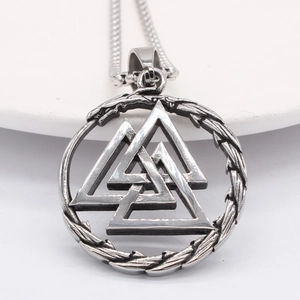 Retro Valknut Viking pendant necklace in silver stainless steel with interlocking triangles