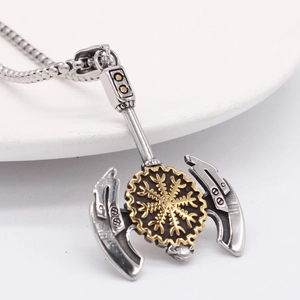 Collier hache double Viking rétro avec rune boussole dorée en acier inoxydable poli