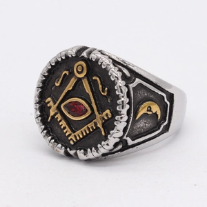 Retro Masonic signet ring for men in titanium steel with red gemstone and gold details