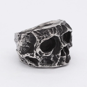 Gothic retro skull ring for men with oxidized silver finish and cracked rock texture