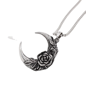 Collier pendentif lune avec rose en relief en acier inoxydable rétro pour hommes