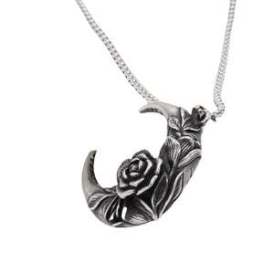 Collier rétro pour hommes en acier inoxydable avec pendentif lune et rose argenté