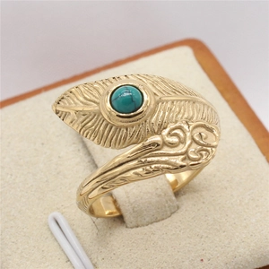 Retro gold stainless steel feather ring with round turquoise stone for men