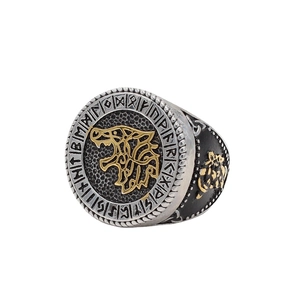 Retro Viking wolf head signet ring in vintage silver and gold stainless steel finish