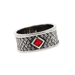 Vintage 925 silver ring with braided texture and square red gemstone centerpiece