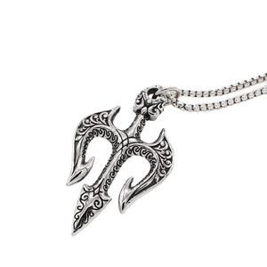 Retro Titanium Steel Trident Shield Pendant For Men Hip Hop Gothic Scroll Engraved Antique Silver Pendant Necklace Jewelry
