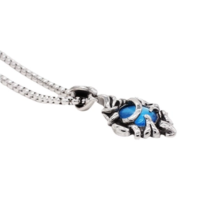 Vintage sapphire blue gemstone flame pendant necklace with silver tone chain for men