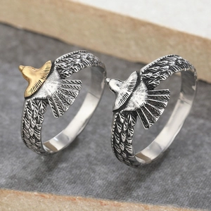 Vintage Titanium Steel Eagle Ring For Men Women Distressed Gothic Punk Jewelry Feather Texture Relief Animal Band Ring