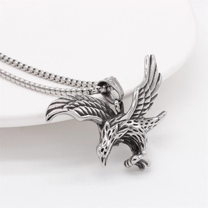 Vintage eagle pendant necklace in silver stainless steel with detailed box chain