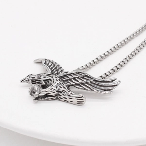 Vintage eagle pendant necklace in silver stainless steel with detailed feather engraving