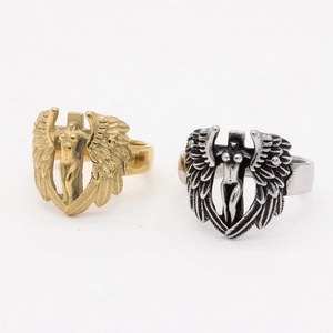 Bague gothique avec ailes et croix en acier inoxydable or et argent vieilli pour hommes