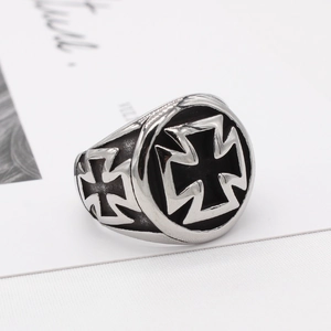 Men's retro stainless steel iron cross signet ring with gothic biker style design