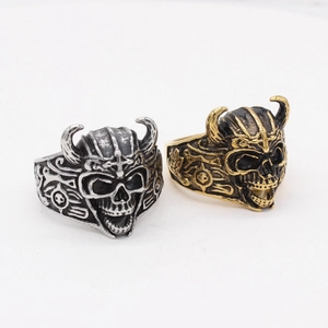 Vintage gothic viking skull helmet rings in silver and gold steel for men fashion