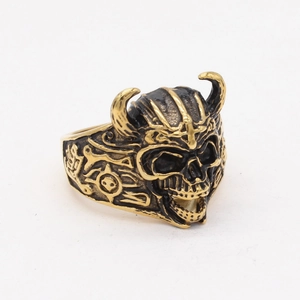 Vintage gothic skull ring with horns made of golden stainless steel for men