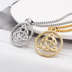 Stainless Steel Viking Triquetra Trinity Knot Pendant Necklace For Men Round Hollow Celtic Knot Vintage Minimalist Jewelry Accessory