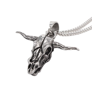 Vintage Punk Bull Head Skull Pendant Men Titanium Steel Longhorn Bull Horn Gothic Jewelry Retro Silver Pendant No Chain