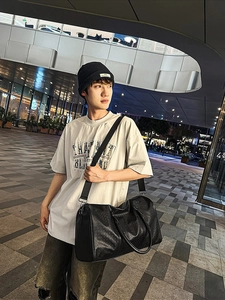 Trendy Large Capacity PU Leather Tote Bag For Men Women Woven Crocodile Houndstooth Pattern Travel Handbag With Shoulder Strap